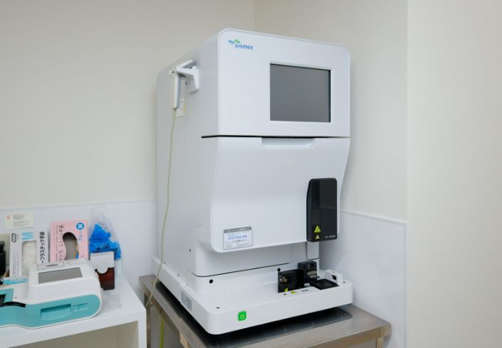 尿検査装置（シスメックス社製 UF-5000）